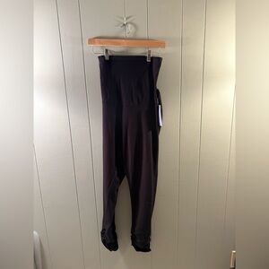 Motherhood maternity leggings